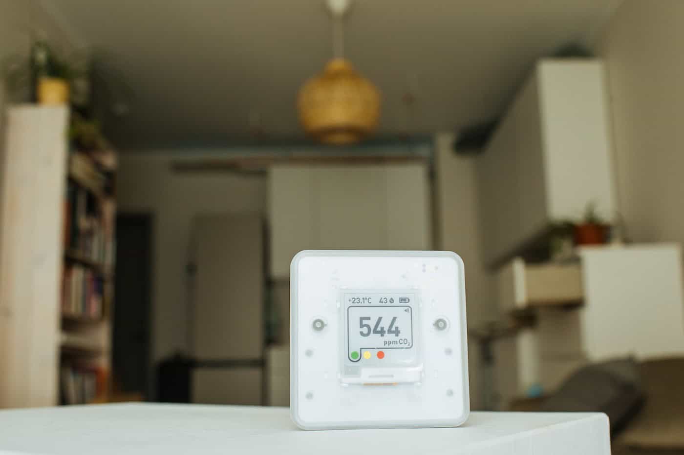 Co₂ Sensor Monitor. Indoor Air Quality Sensor. Healthy Work Environment. Work Control Proper Ventilation In Your Levels Airflow In The Room. Carbon Dioxide Levels And Airflow. Smart Home